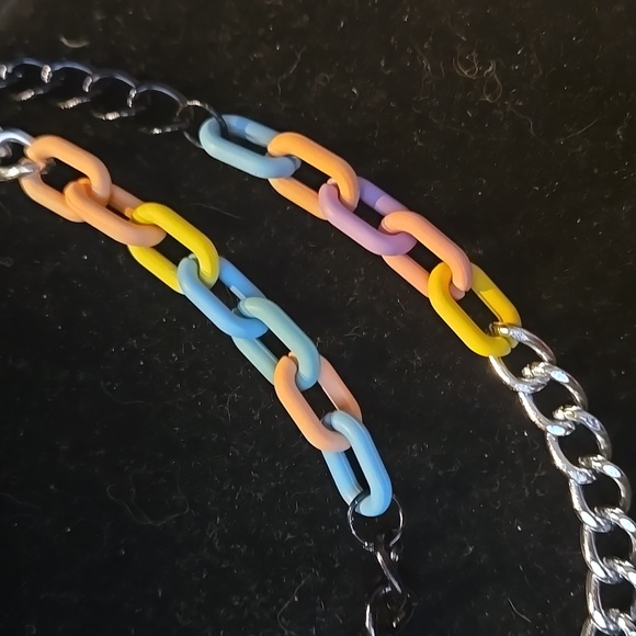 Multicolor Chain Necklace - Picture 1 of 10
